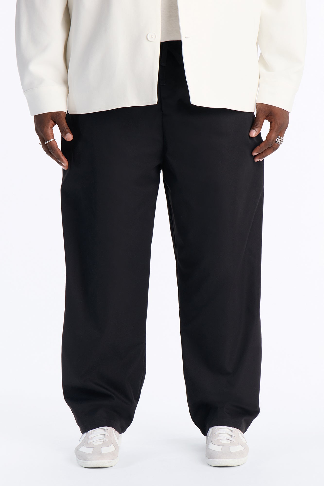 Nelson Pleated Hybrid Relaxed Pant - Black image 2