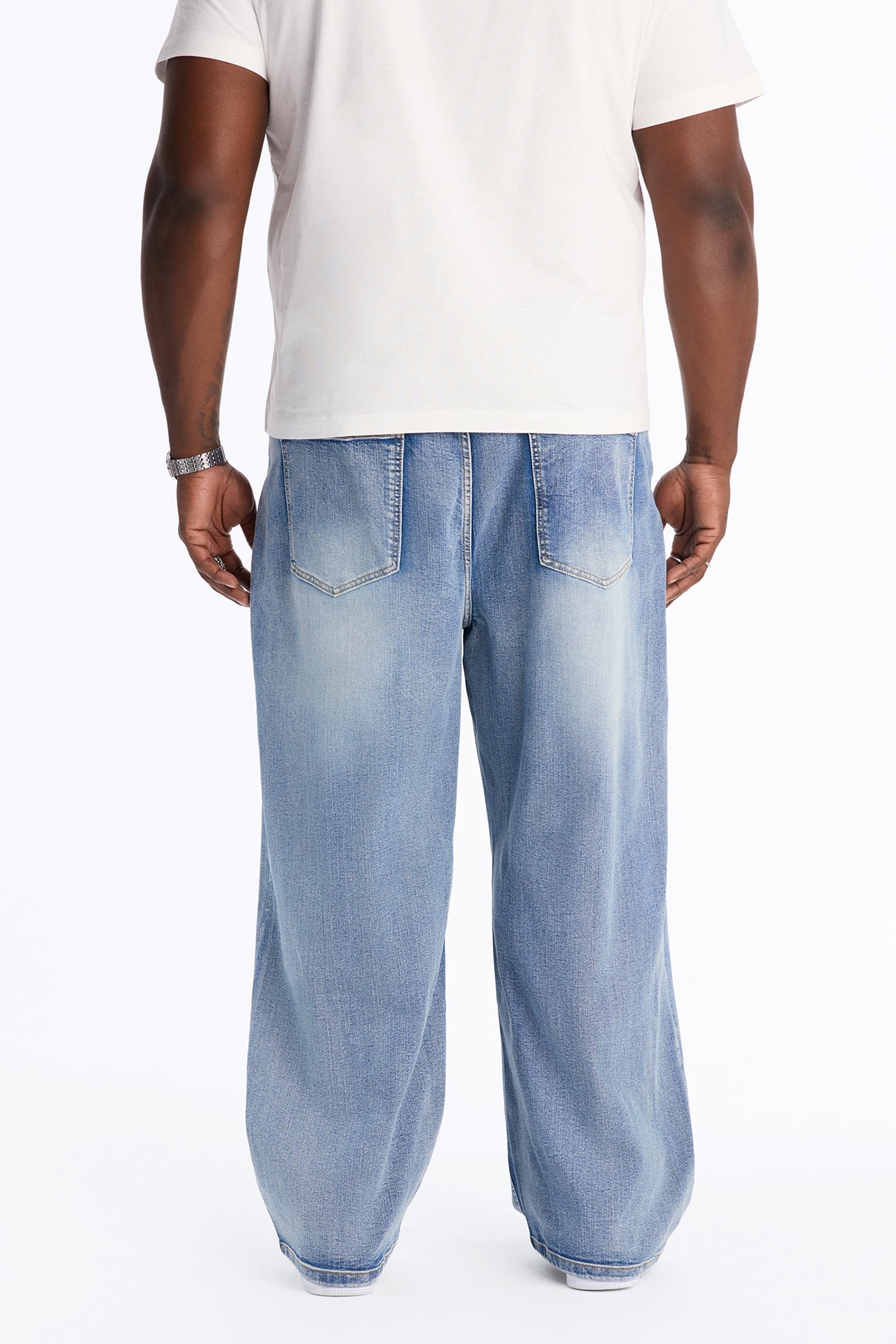 Baggy Classic Destroyed Jean - Light Blue Wash image 3