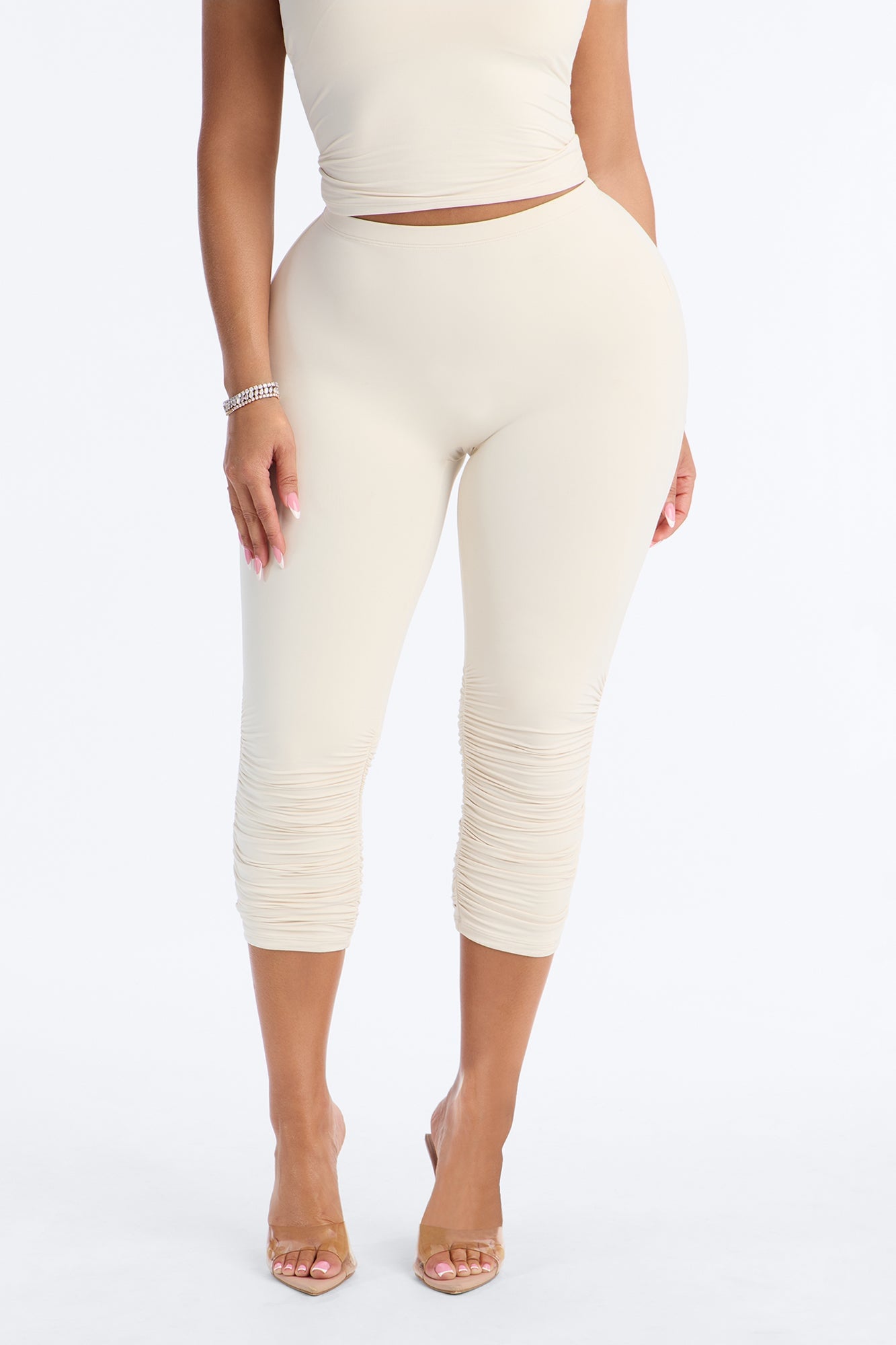 Second Skin Double Lined Ruched Low Rise Capri Legging - Bone image 6
