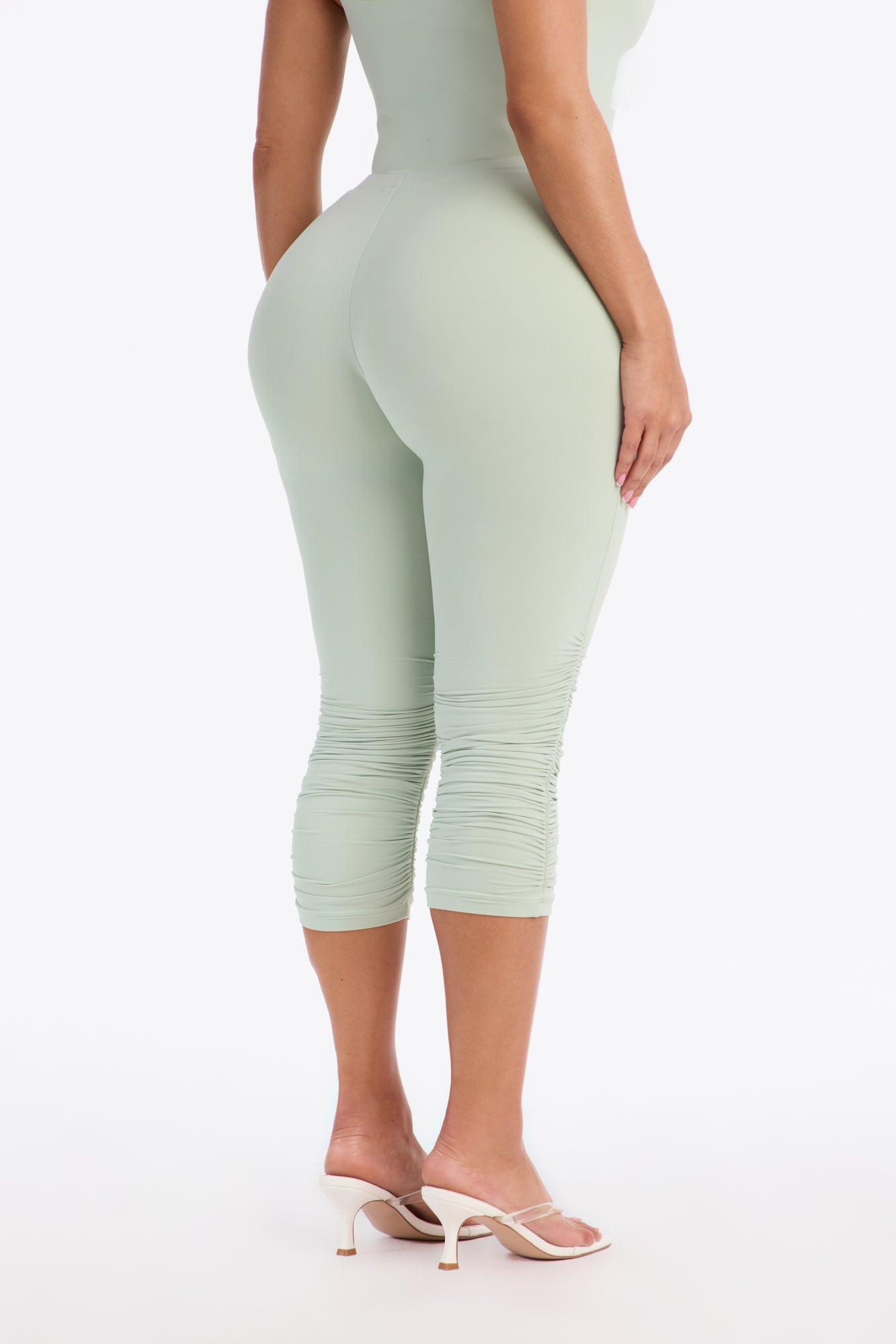 Second Skin Double Lined Ruched Low Rise Capri Legging - Mint image 8