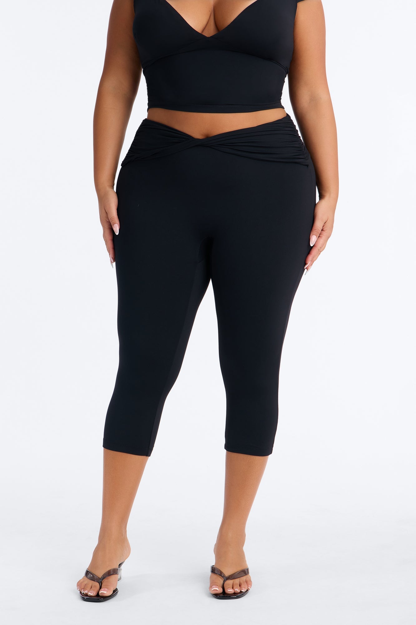 Second Skin Double Lined Twist Capri Leggings - Black image 2