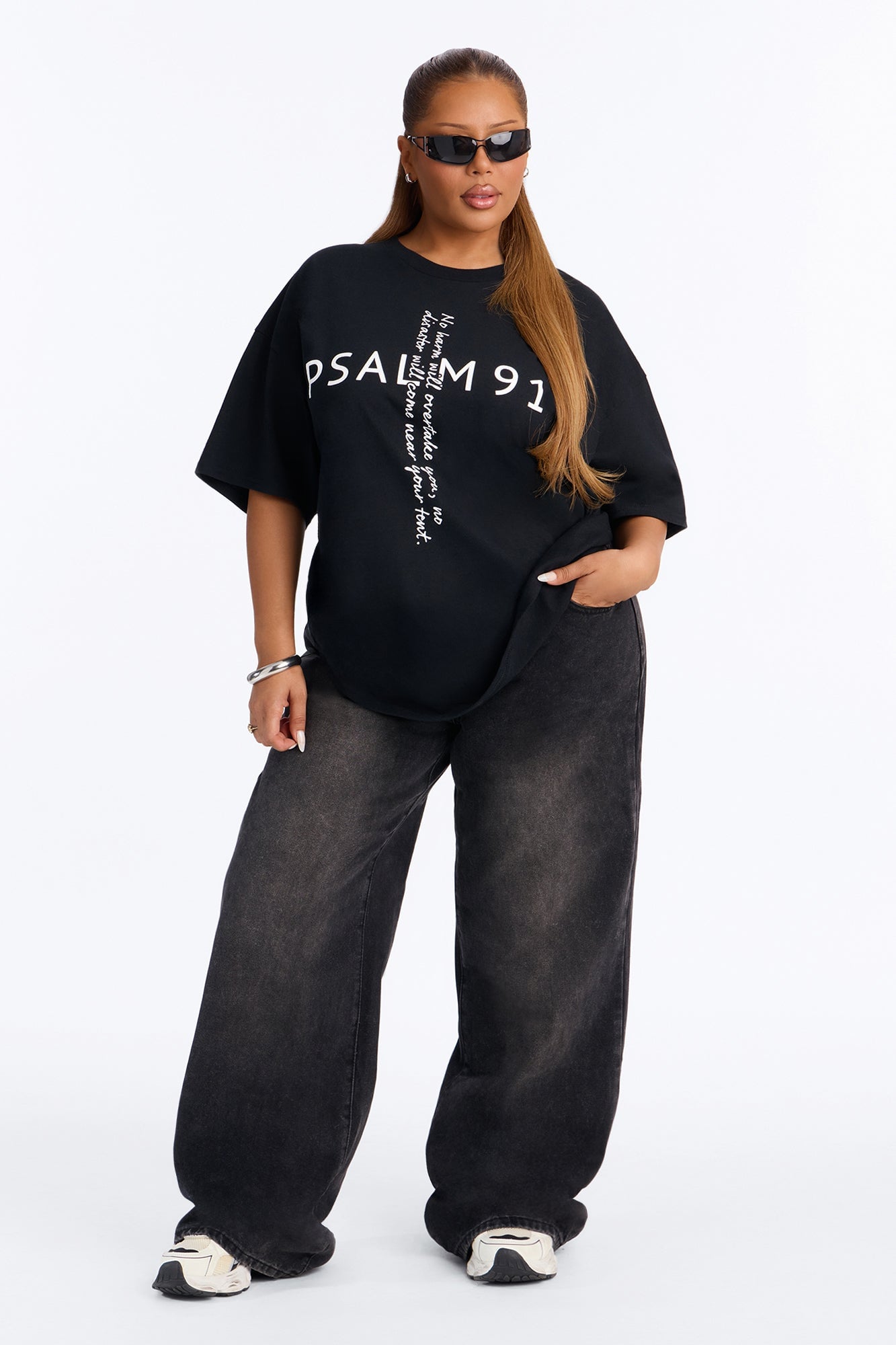 Psalm Cross Oversized Tee - Black image 2