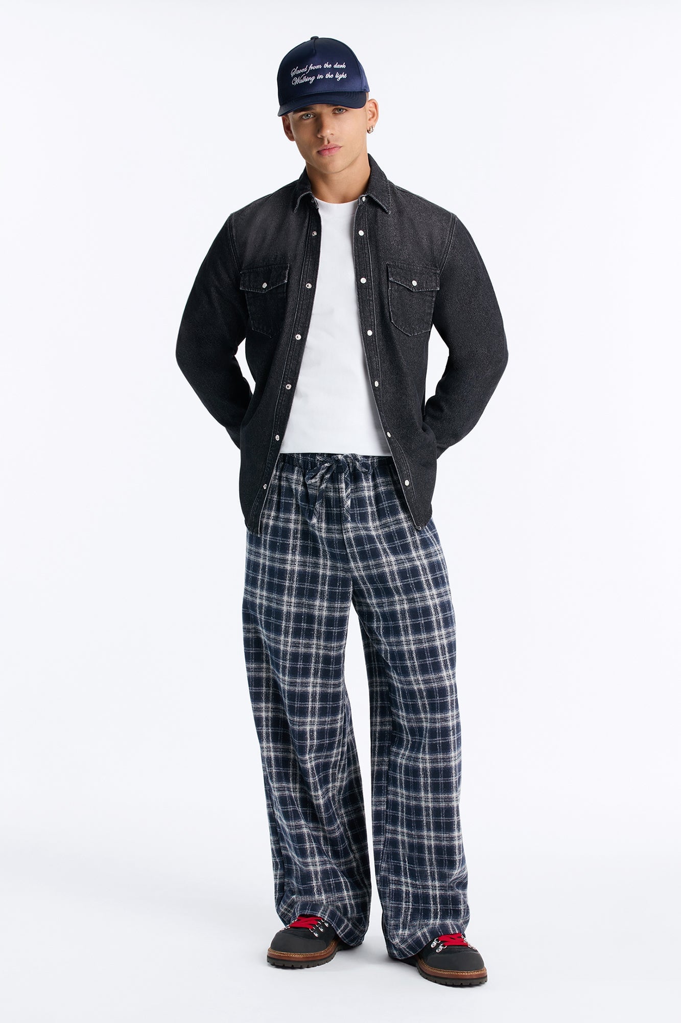Lazy Plaid Baggy Pant - Navy/combo image 5