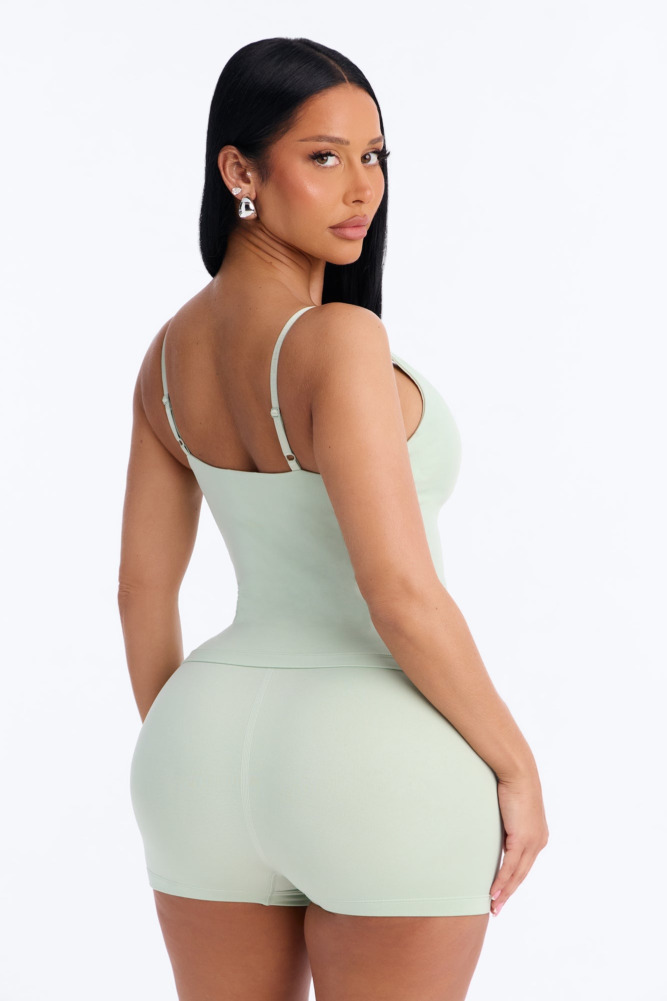 Seamless Smooth Double Lined Scoop Neck Cami Top - Mint image 8