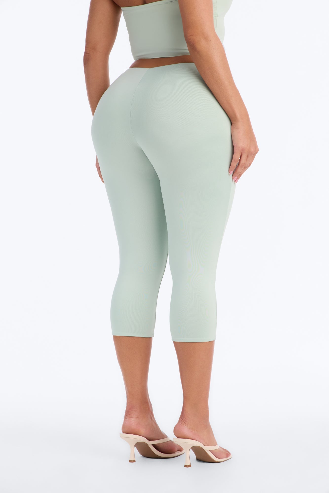 Contour Double Lined Capri Pant - Mint image 8