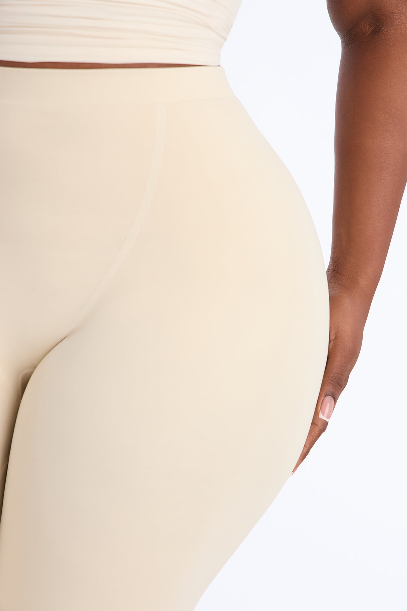 Seamless Smooth Double Lined Capri Pant - Bone image 4