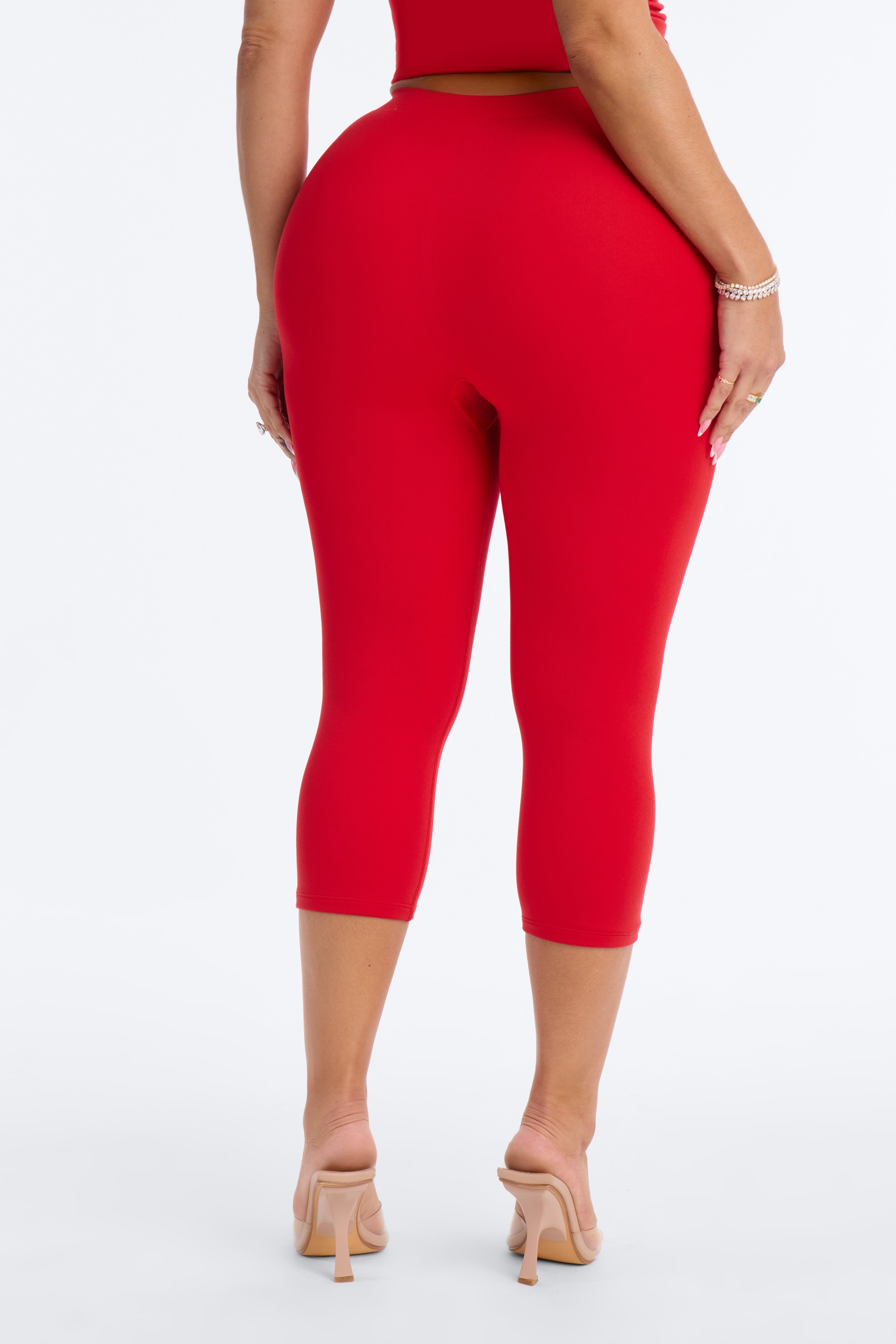 Seamless Smooth Double Lined Capri Pant - DarkRed image 8