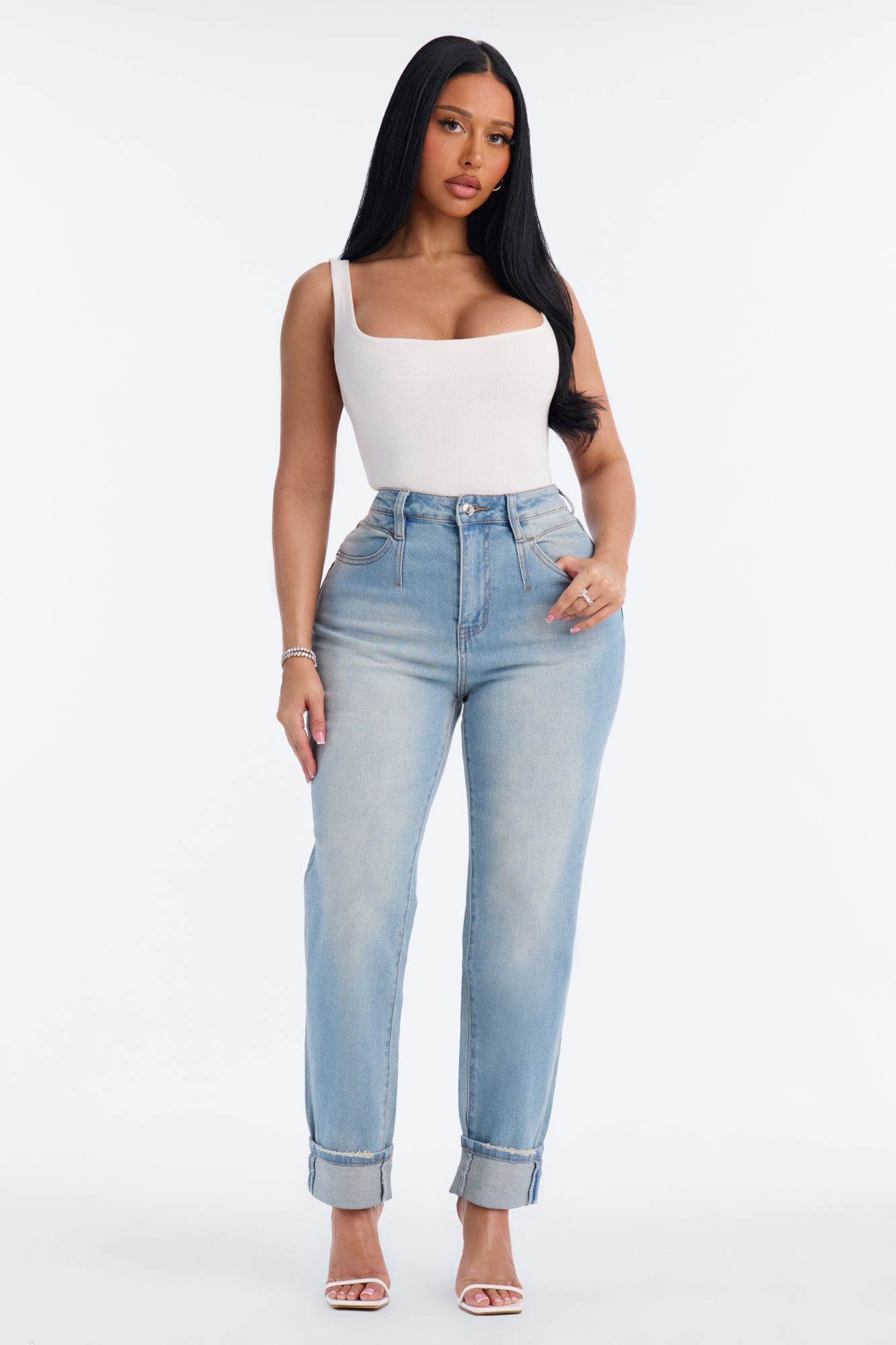 Kimmie Curvy High Rise Mom Jeans - Light Wash image 5
