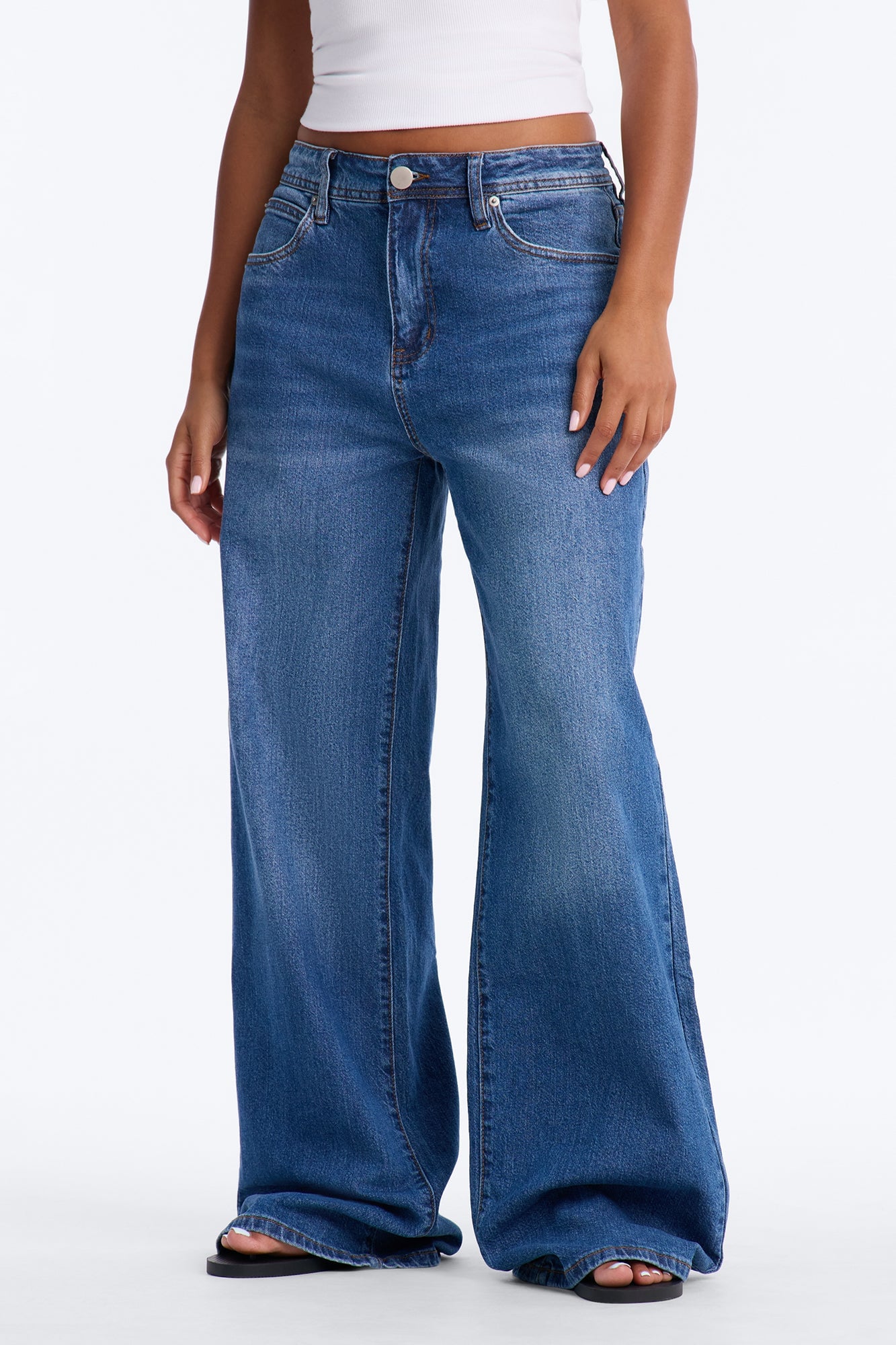 Northie Drop Waist Loose Wide Leg Jeans - Medium Wash image 6