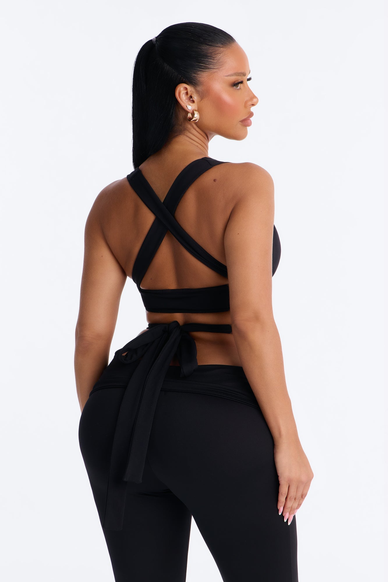 Seamless Smooth Double Lined Tie Waist Bra Top - Black image 4