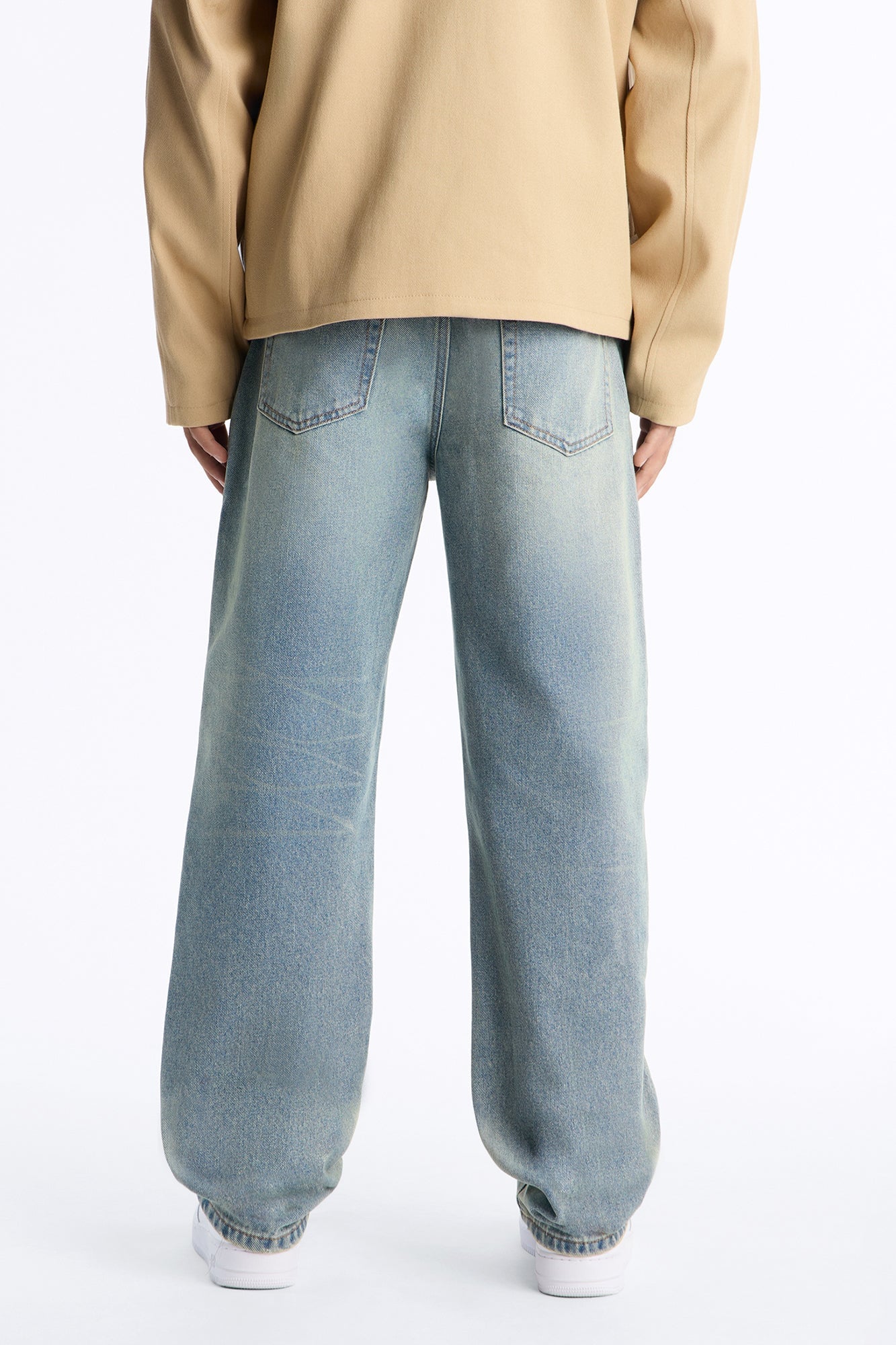 Essential Straight Rigid Jean - Vintage Wash image 8