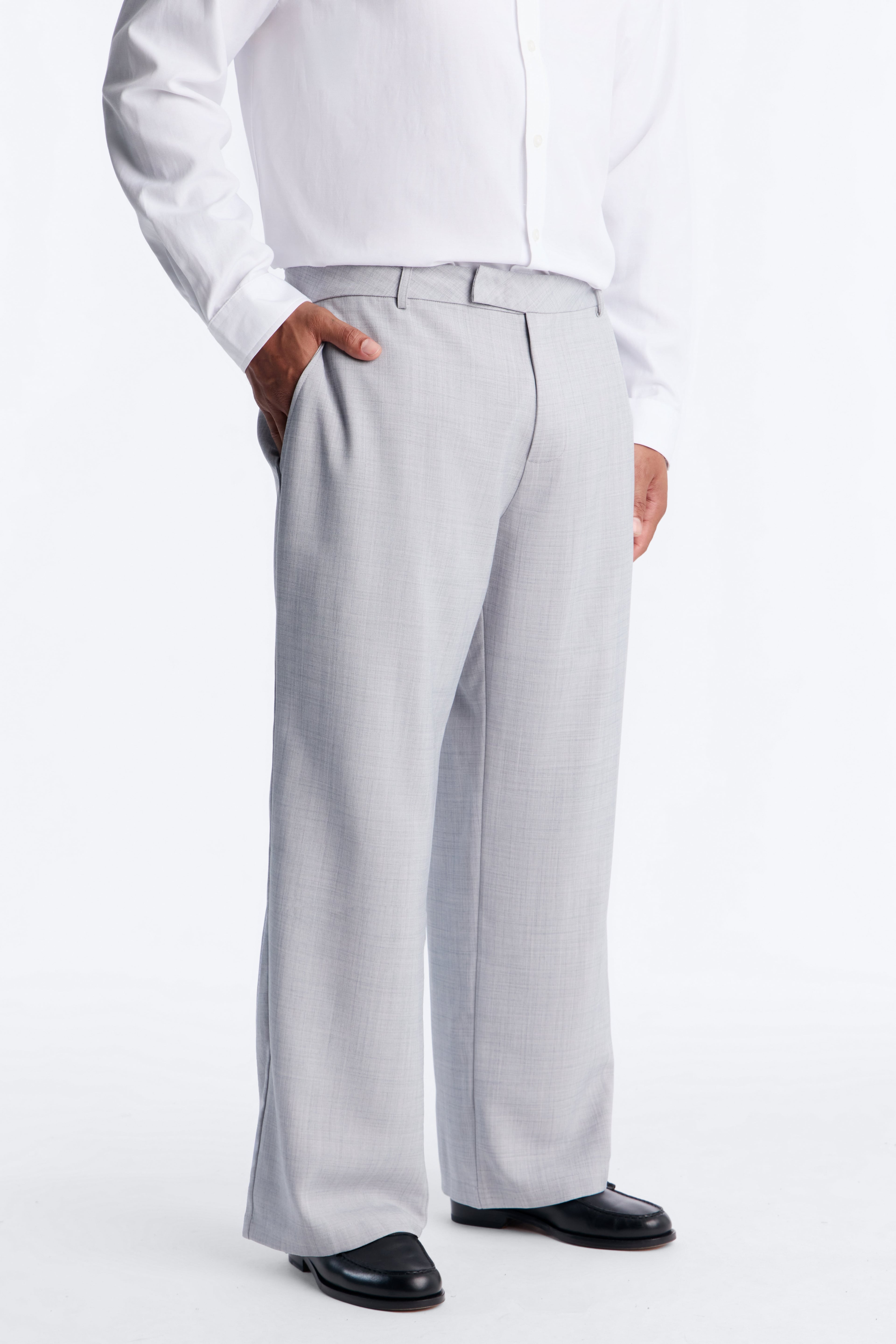 Country Club Relaxed Trouser - Light Grey image 2