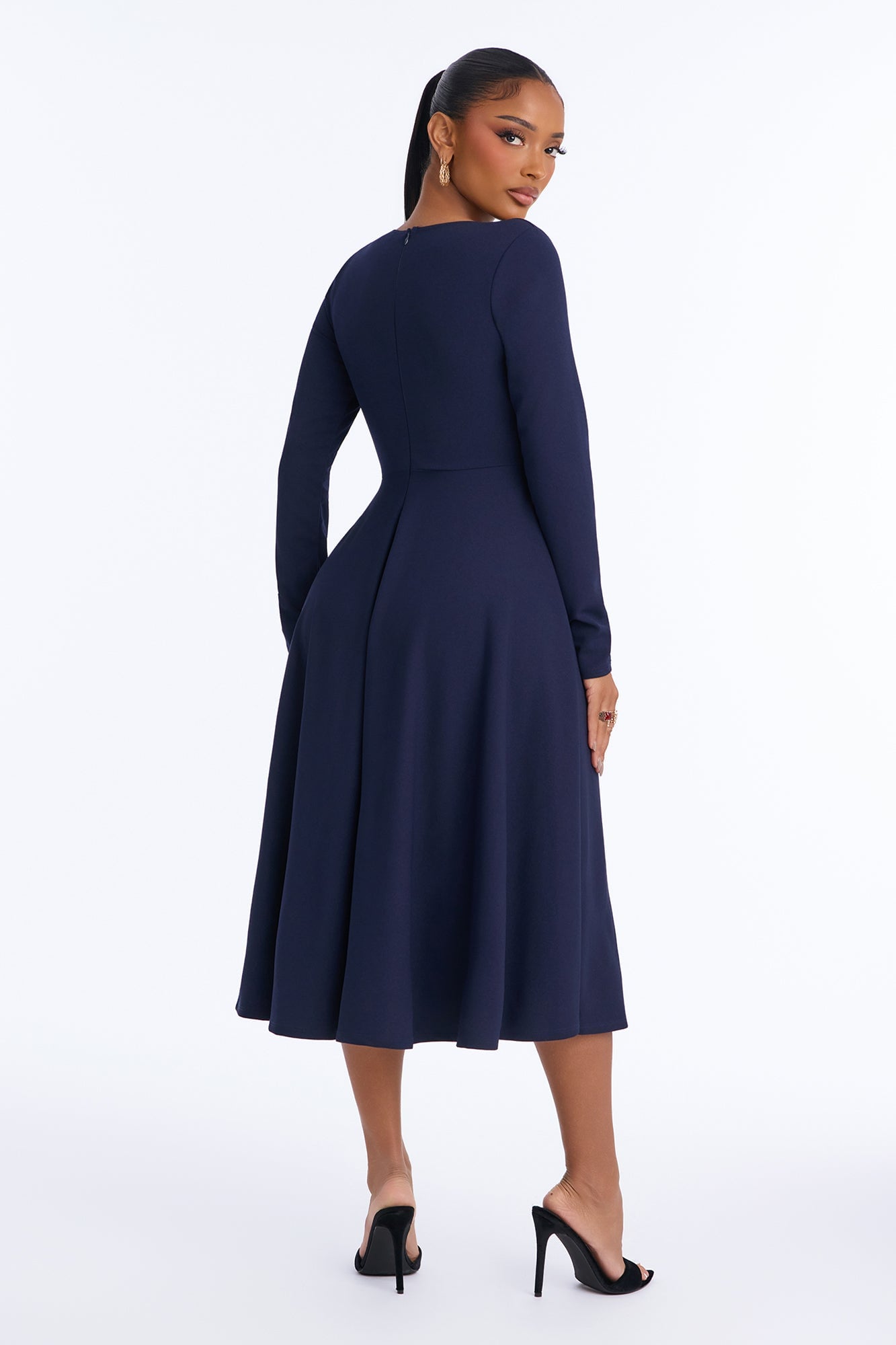Alena Long Sleeve Midi Dress - Navy image 8
