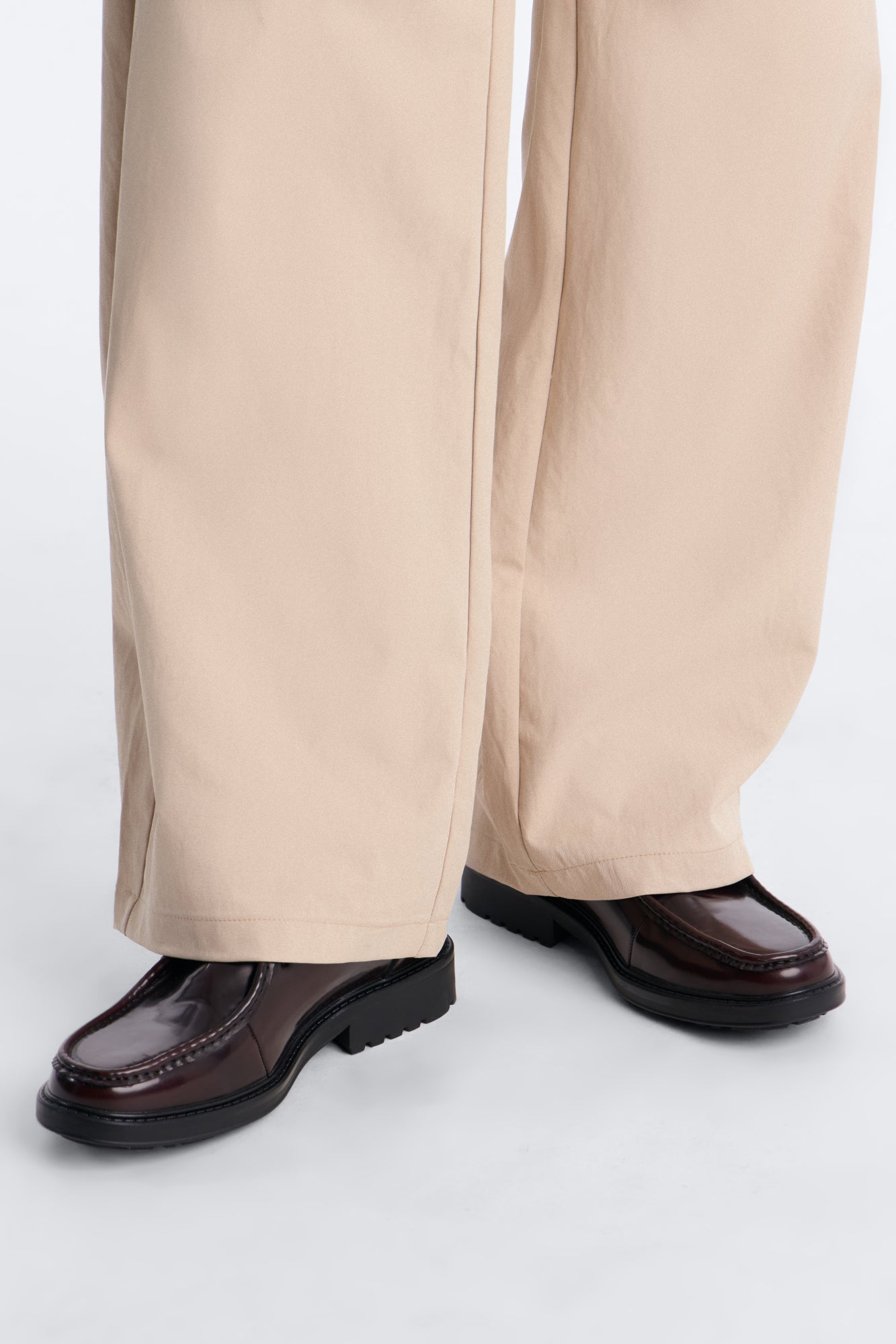 Ombre Laced Up Faux Leather Slip On Loafers - Brown image 2