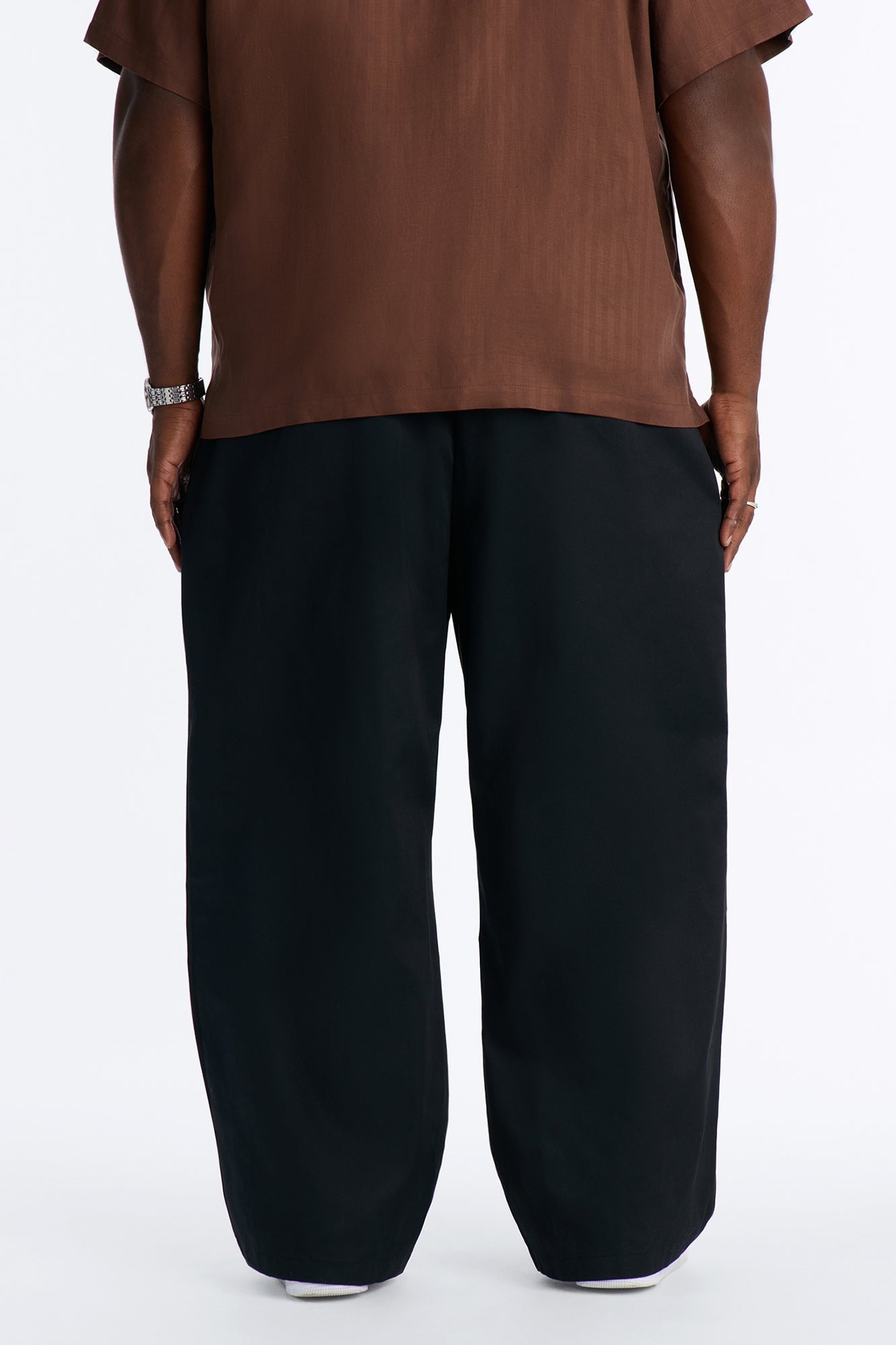On The Low Baggy Pleated Pant - Black image 4