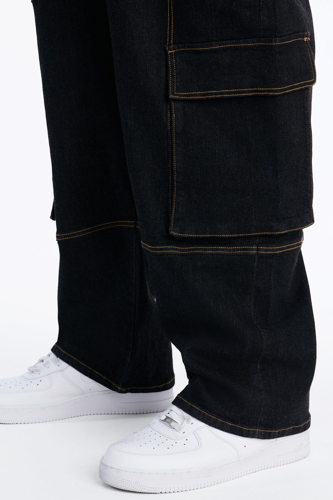Raw Selvedge Barrel Cargo Jean - Black image 5