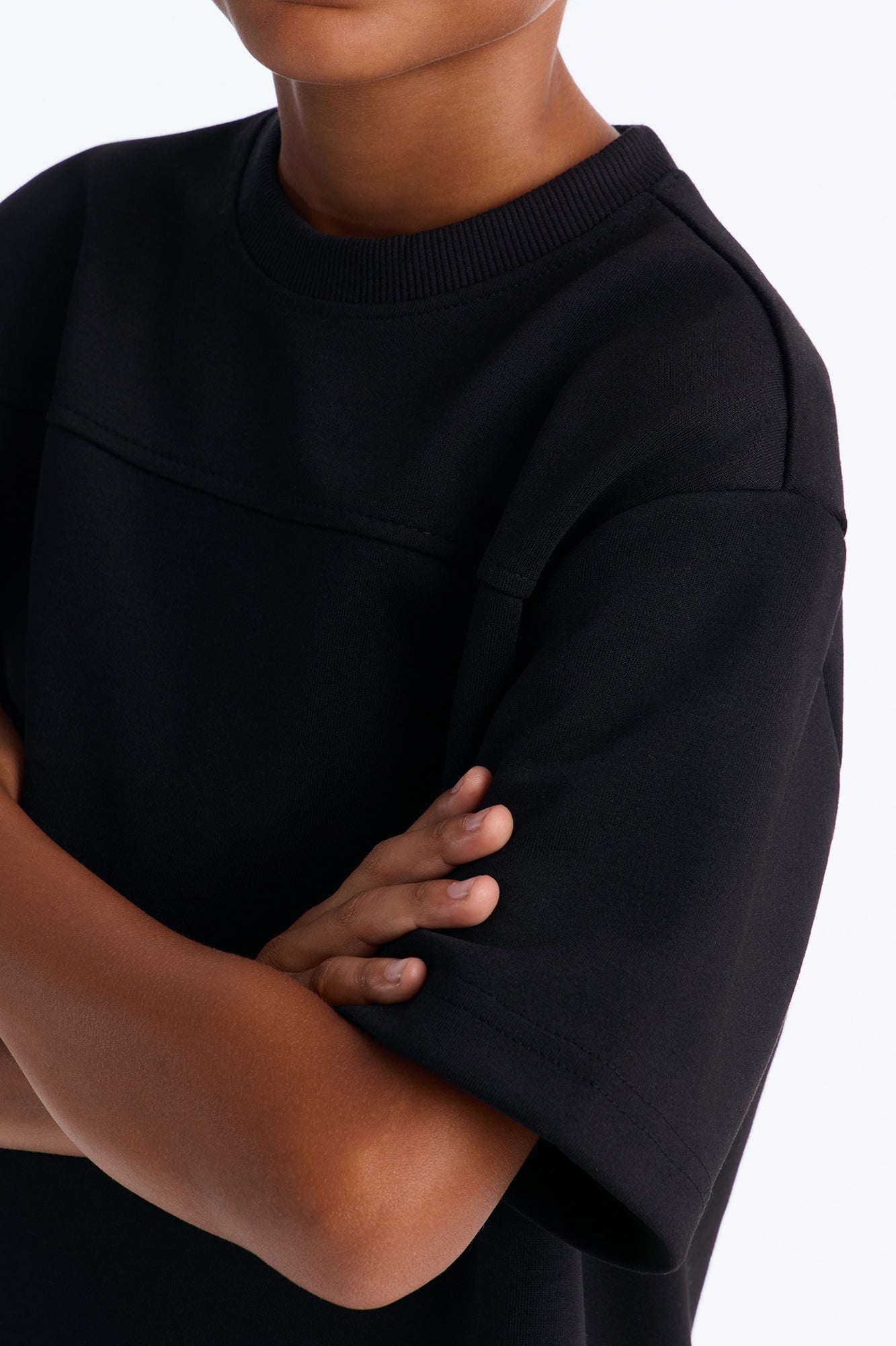 Mini Structured Fleece Paneled Tee - Black image 4
