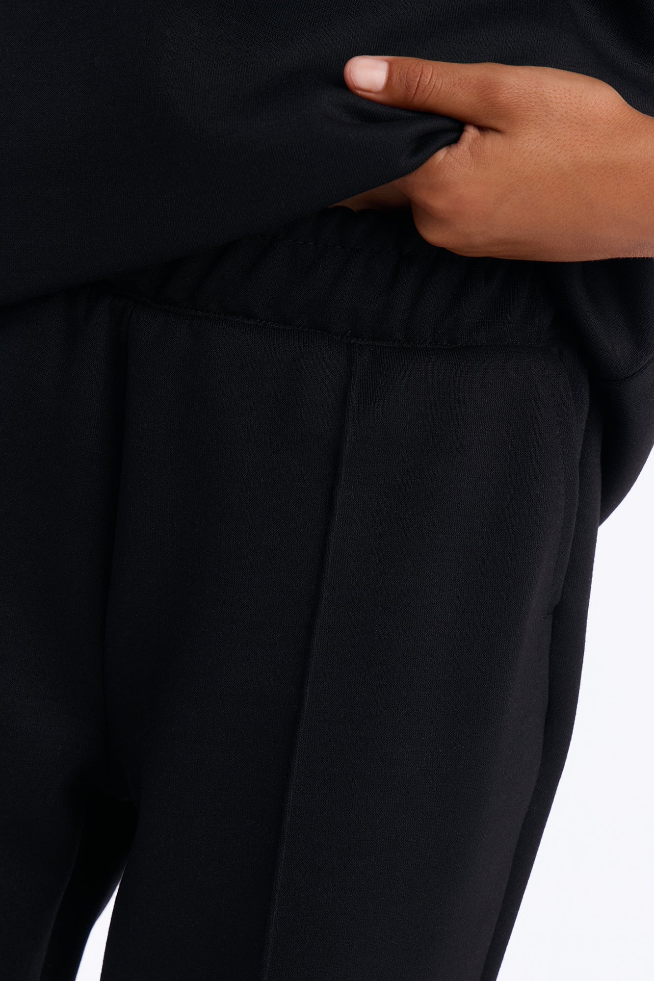 Mini Structured Fleece Pintuck Slim Flare Sweatpants - Black image 4