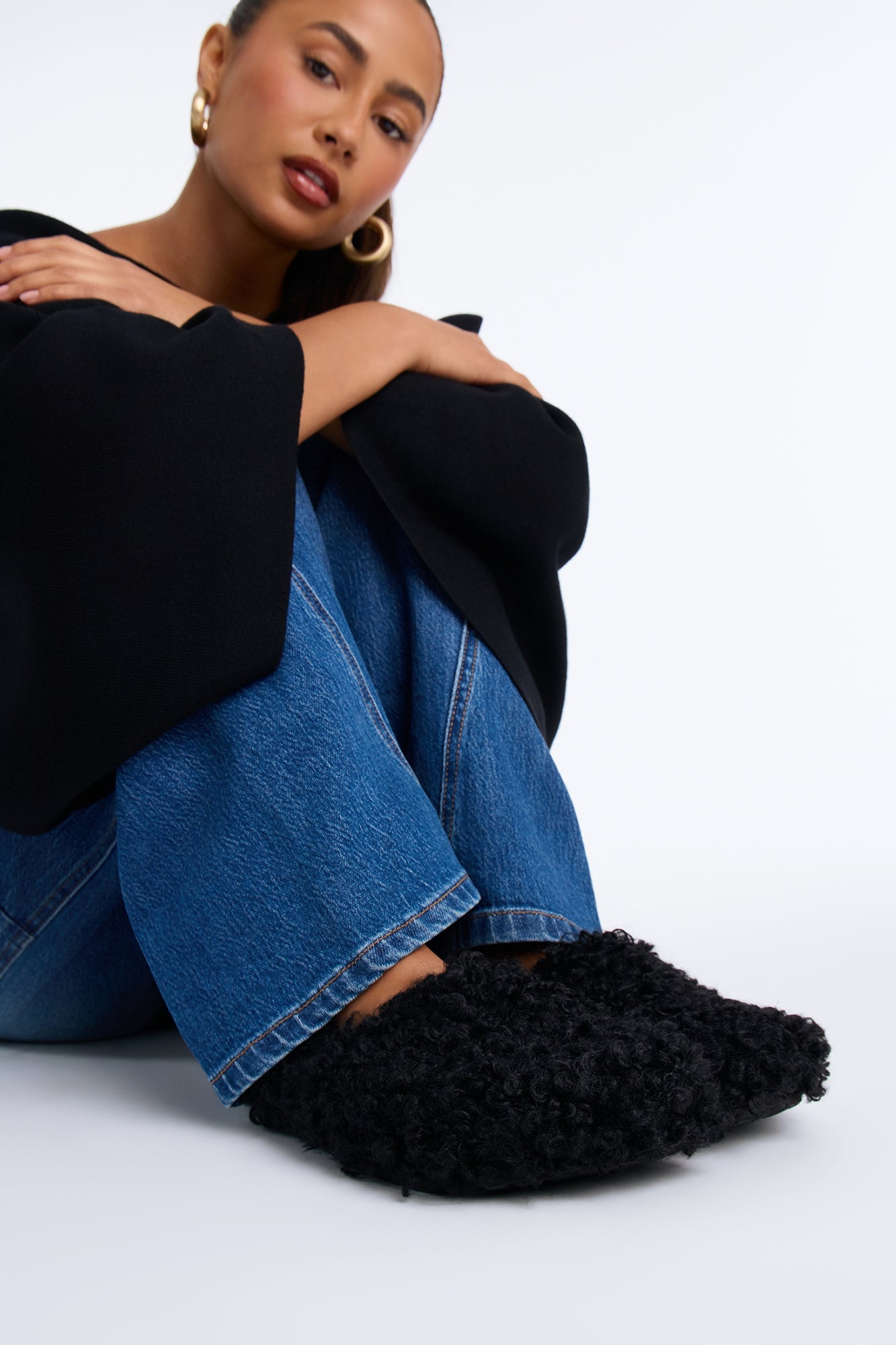 Kari Sherpa Flats - Black image 2