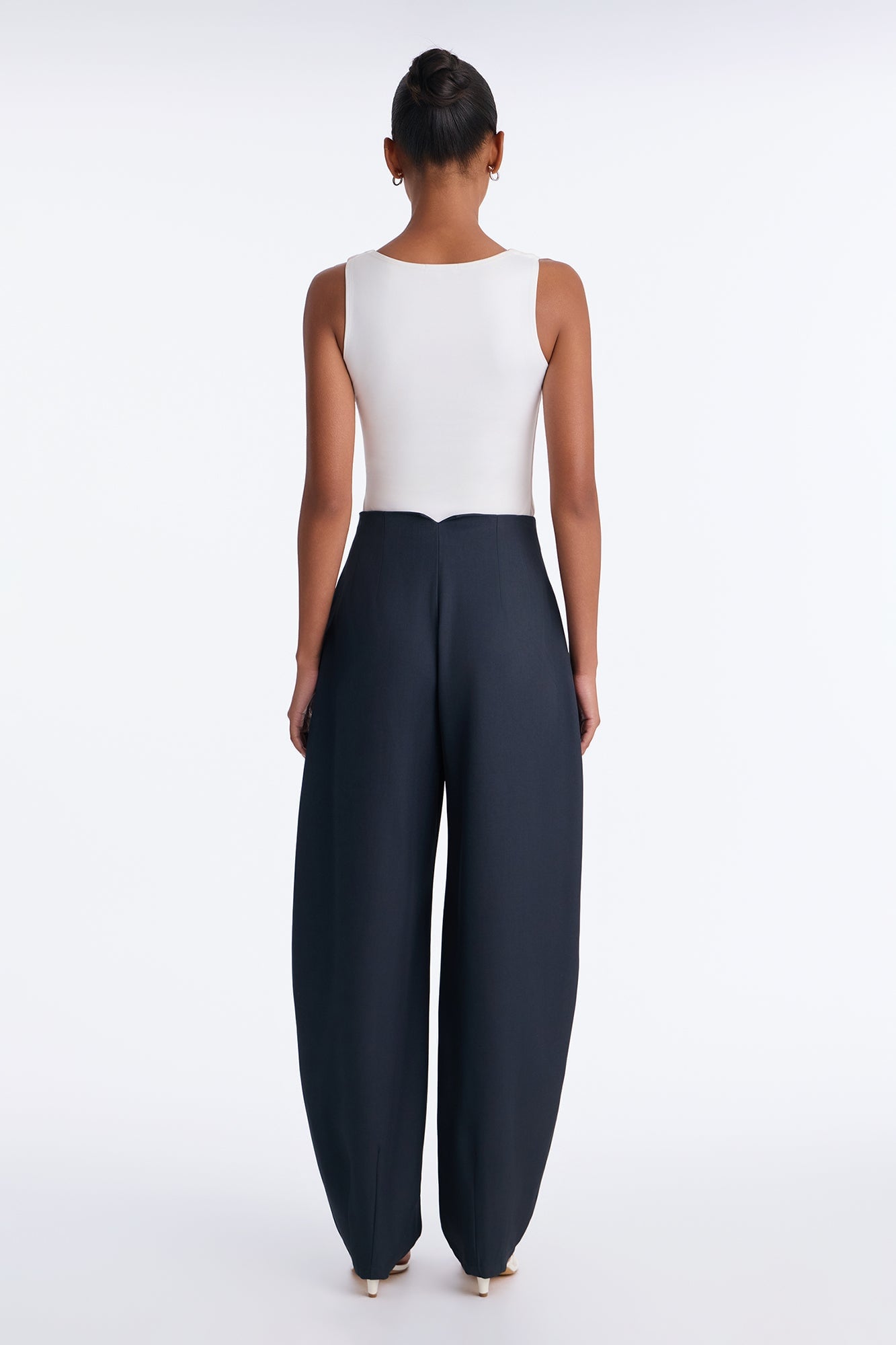 Margaret Barrel Trouser Pants 32″ - Midnight Navy image 8