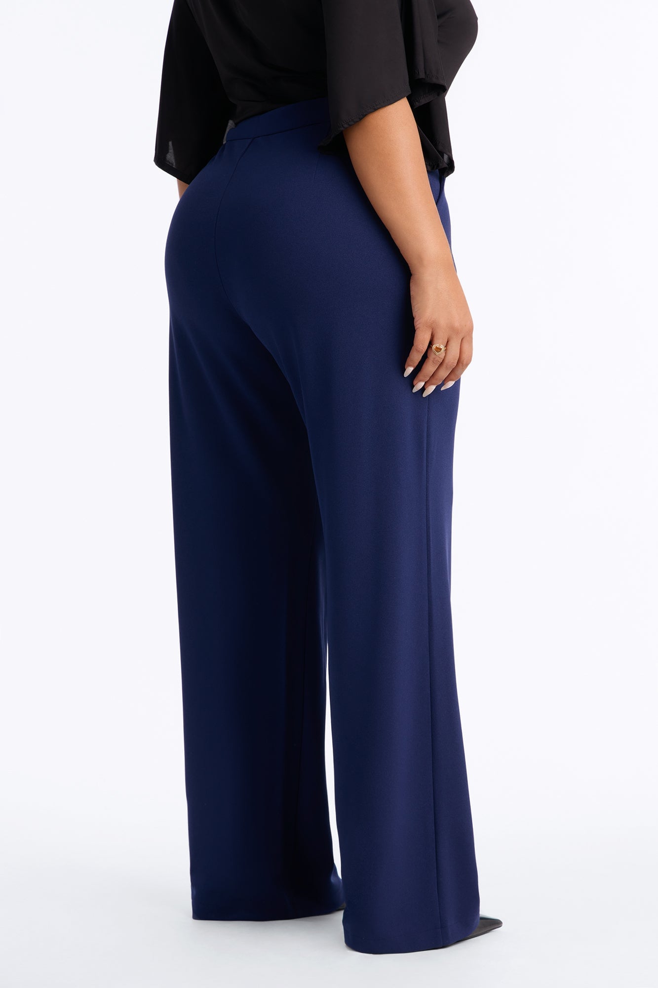 Core Competency Straight Leg Trouser - Midnight Navy image 4