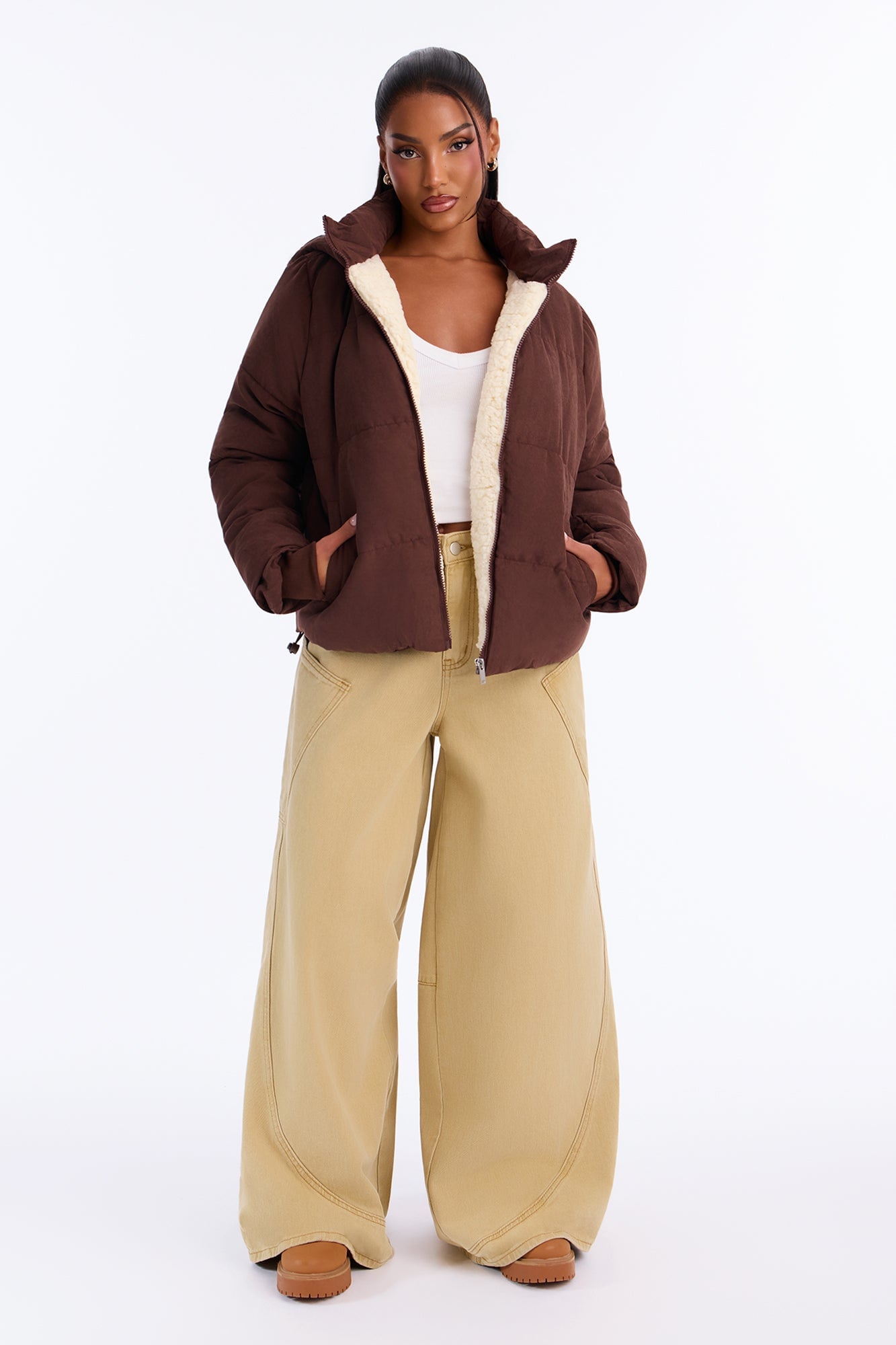 In The Middle Of The City Puffer Jacket - Chocolate image 6