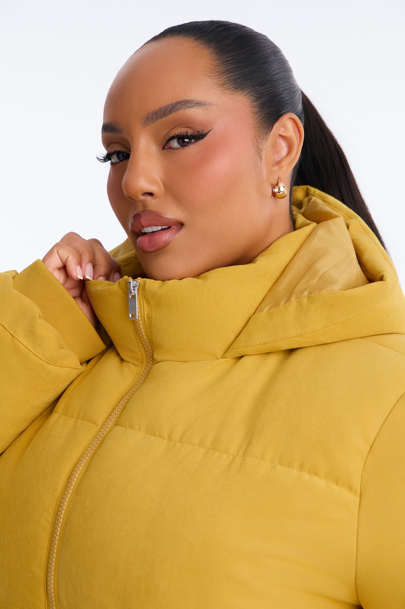 In The Middle Of The City Puffer Jacket - Mustard image 3
