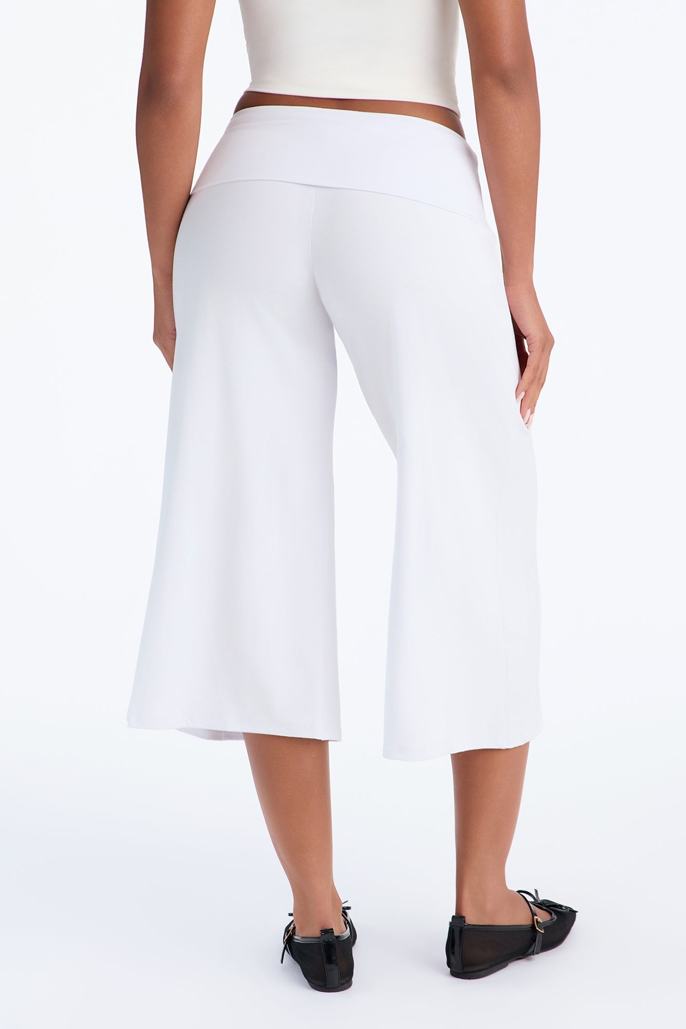 Kiki Studio Low Rise Foldover Gaucho Pant - White image 8