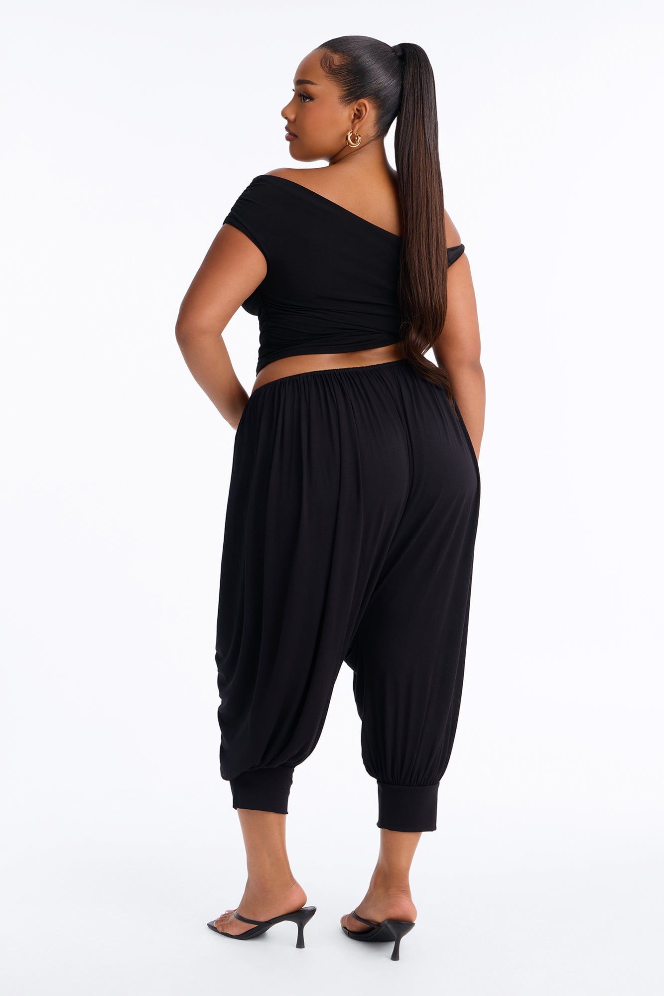 Luciana Low Rise Cuffed Harem Pant - Black image 3