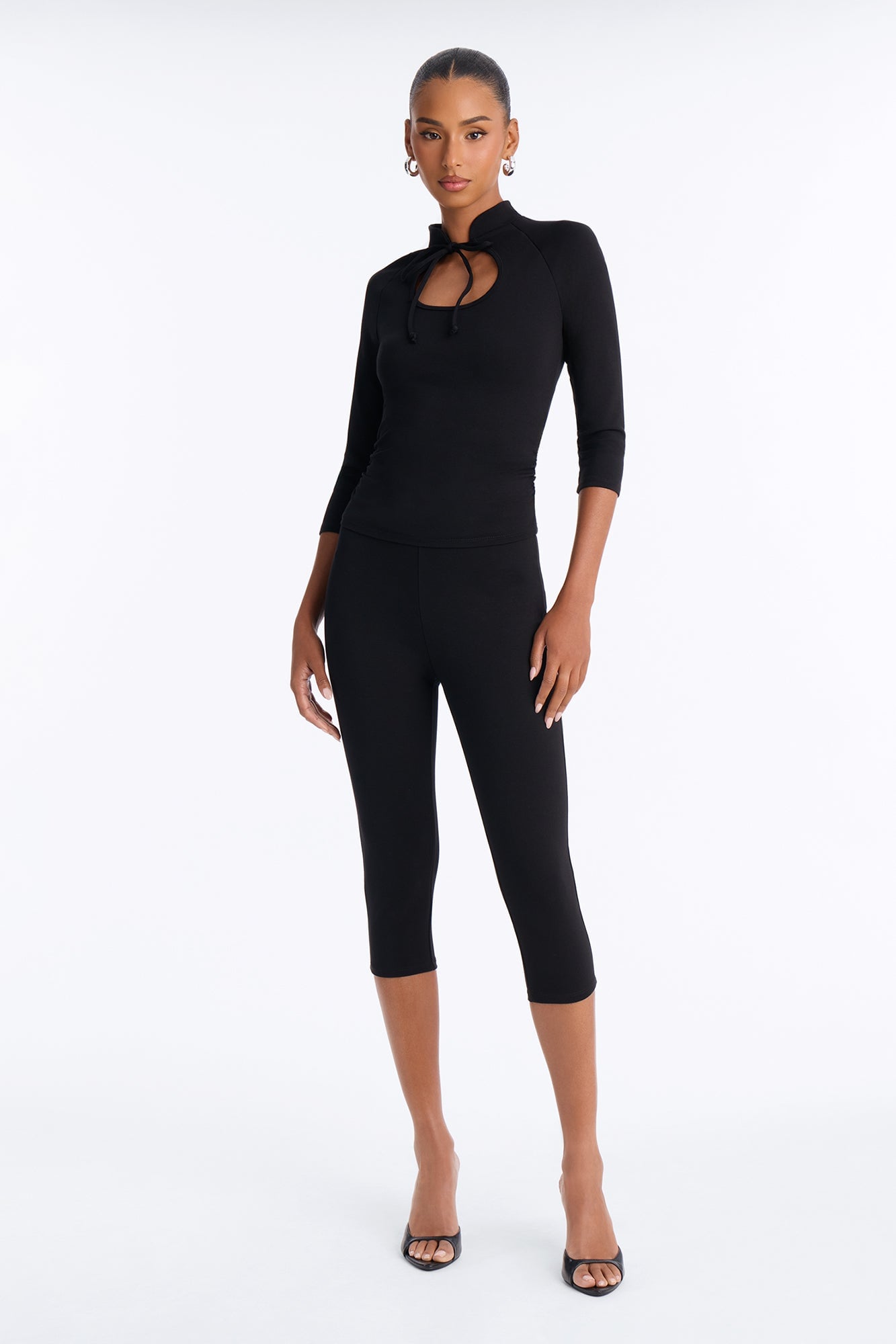 Payton Keyhole 3/4 Sleeve Capri Set - Black image 5
