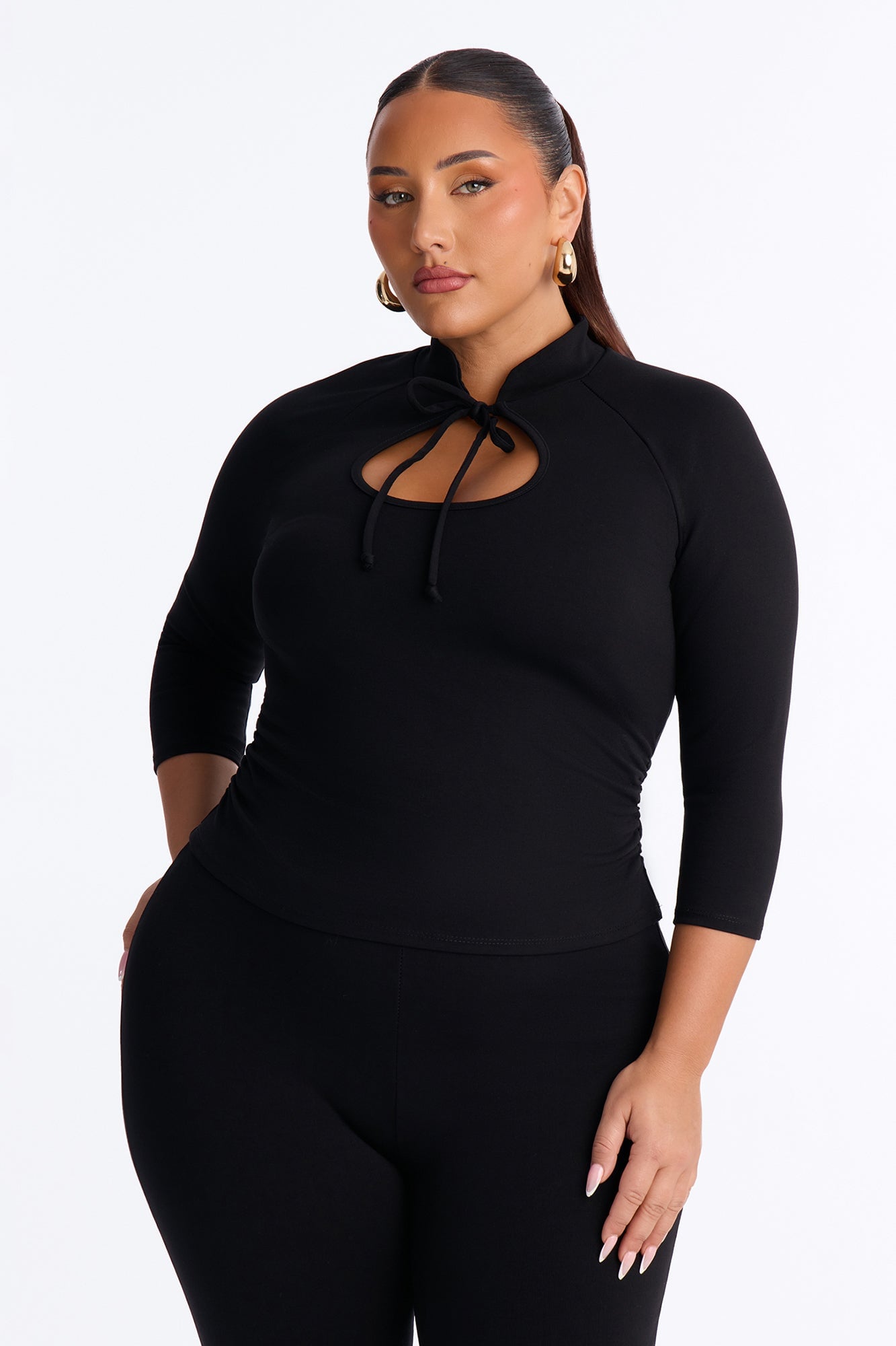 Payton Keyhole 3/4 Sleeve Capri Set - Black image 2