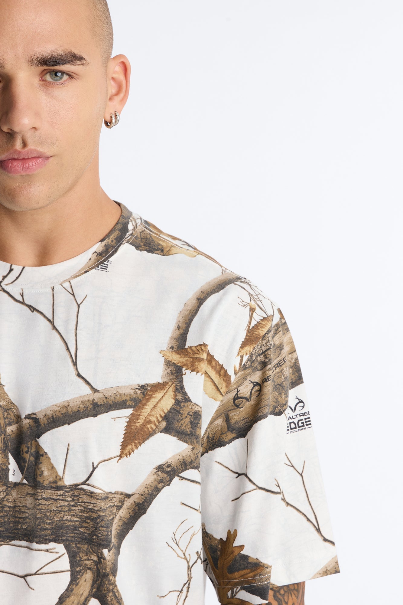 Real Tree Snow Woven Patch Boxy Short Sleeve Tee - Camouflage image 7