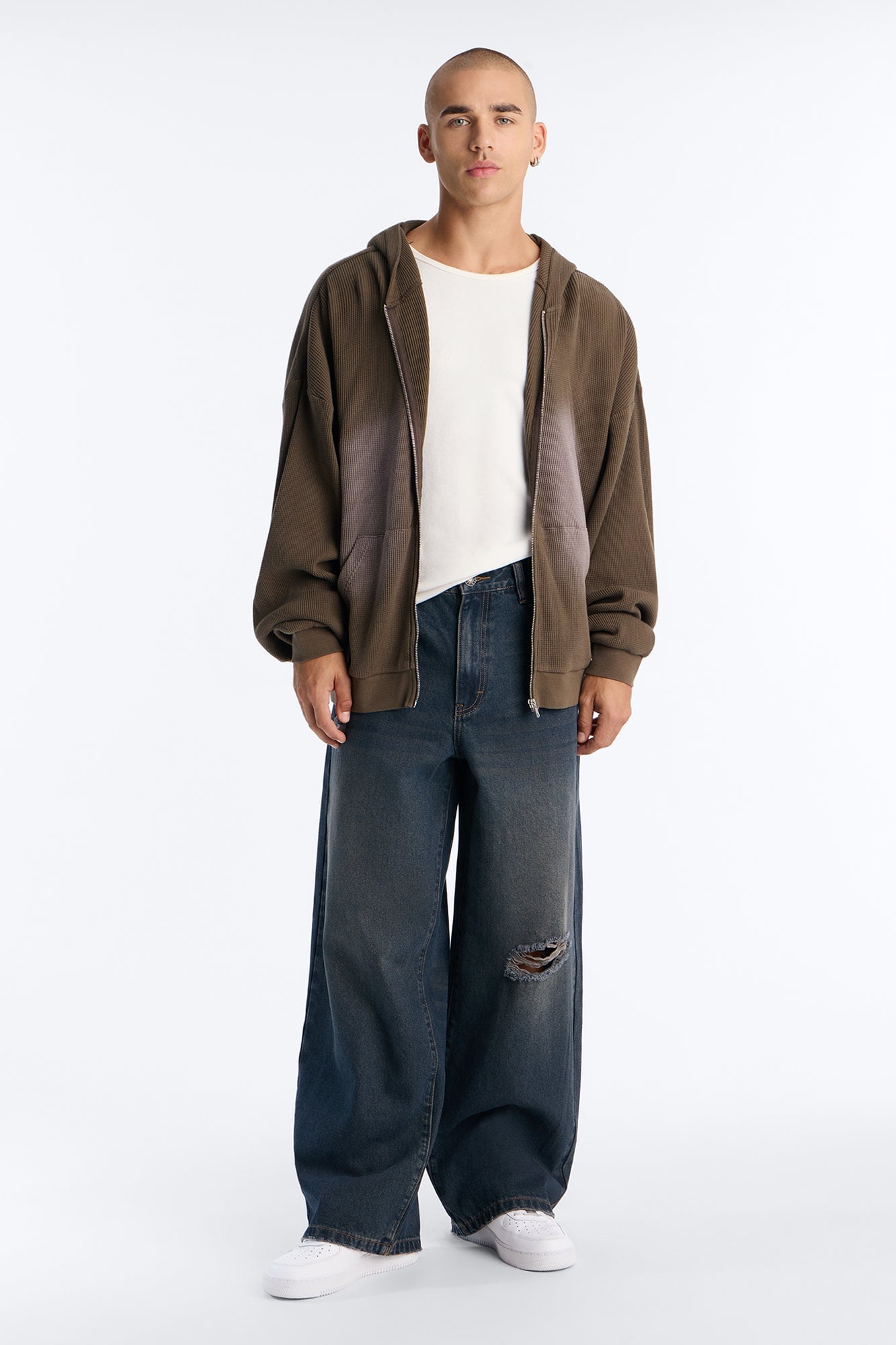 Baggy Edinburgh Distressed Jeans - Dark Wash image 6
