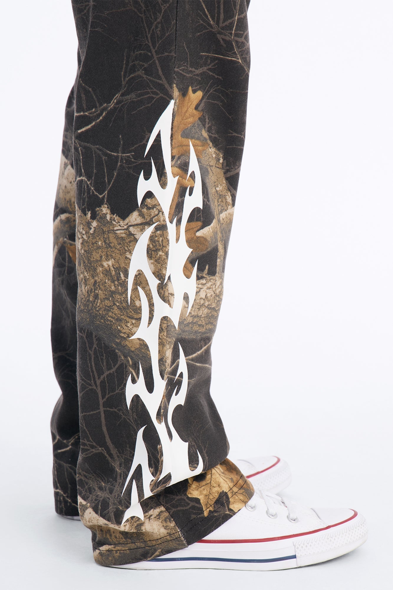 Mini Real Tree Shadow Goth Sweatpant - Camouflage image 3