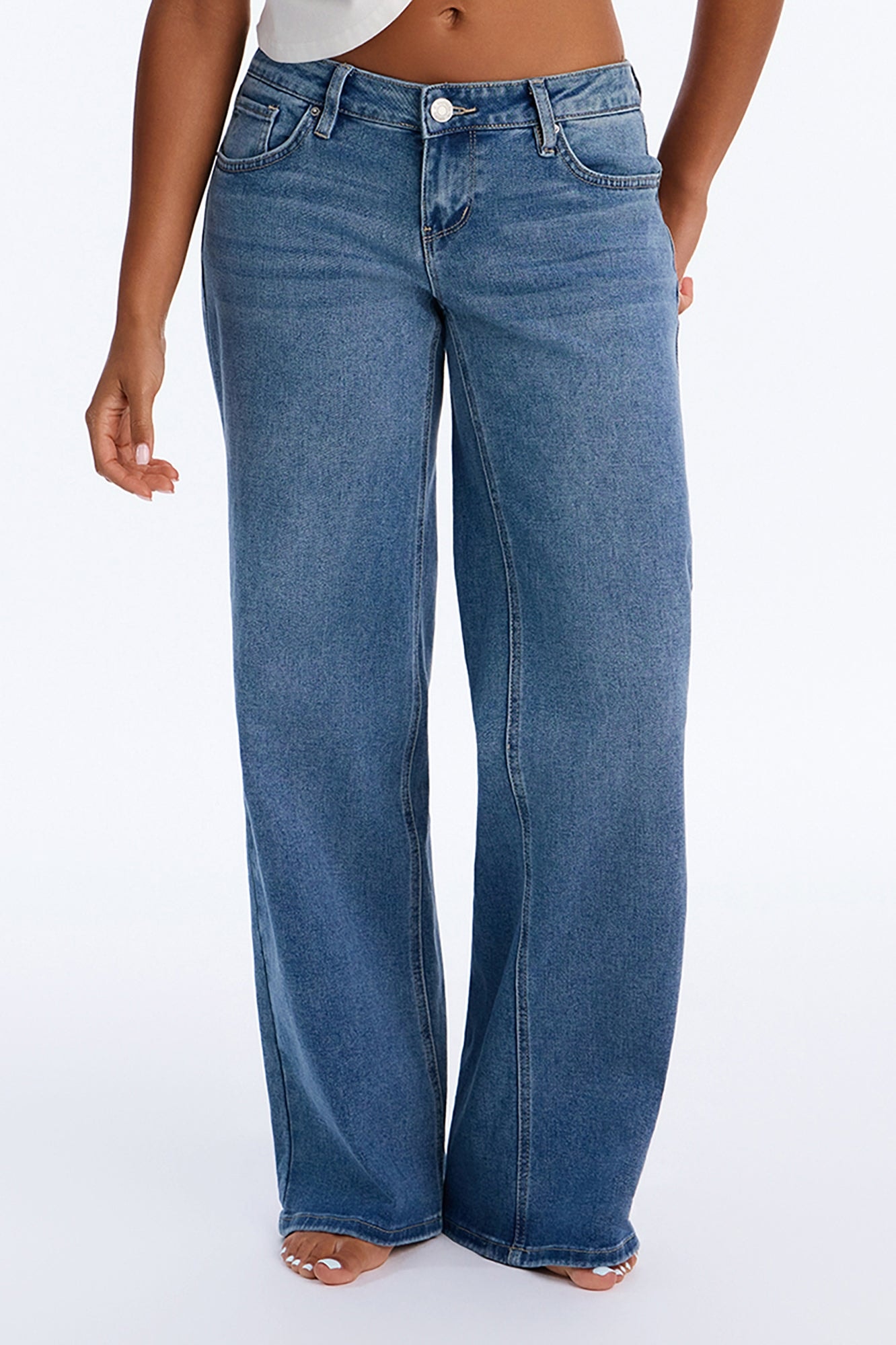 Regretting You Low Rise 90s Straight Leg Jeans - Light Wash image 1